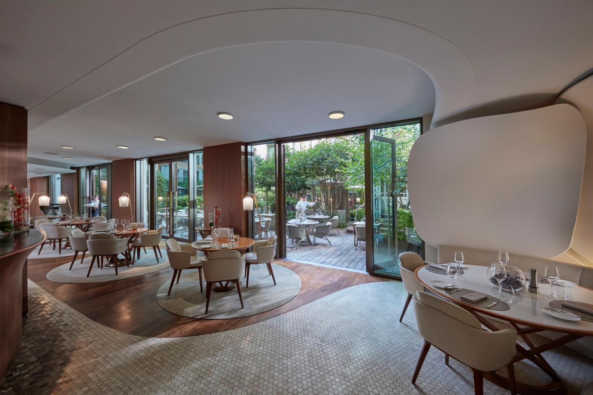 Mandarin Oriental, Paris Hotel Exterior photo
